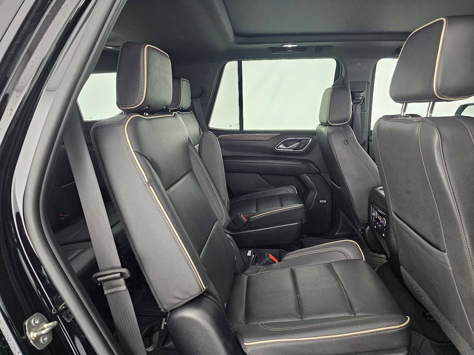 Used 2023 Chevrolet Tahoe Premier w/ Premium Package 2 image 12