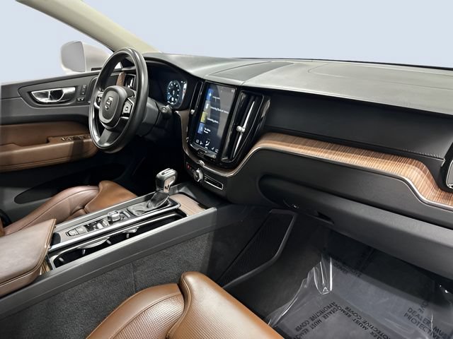 Used 2019 Volvo XC60 T6 Inscription w/ Protection Package Premier AWD/4WD image 11