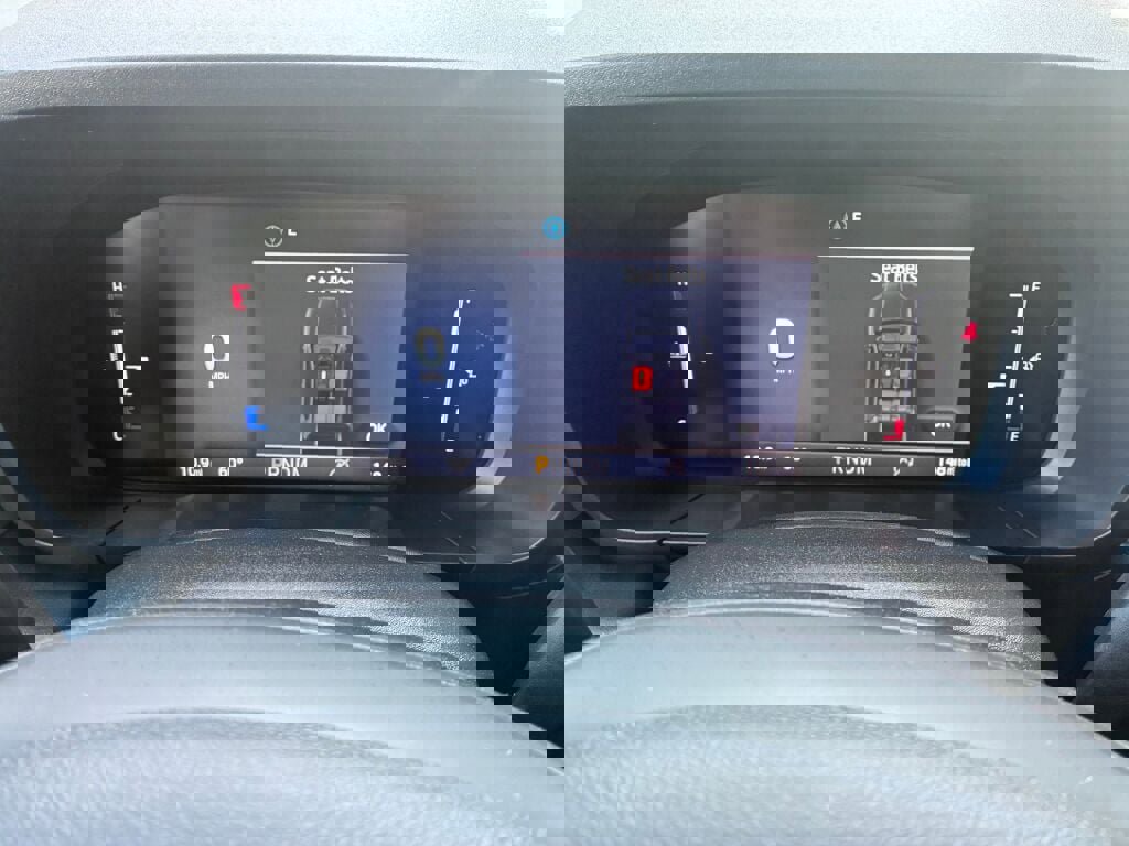 New 2025 Ford Maverick Lobo image 9