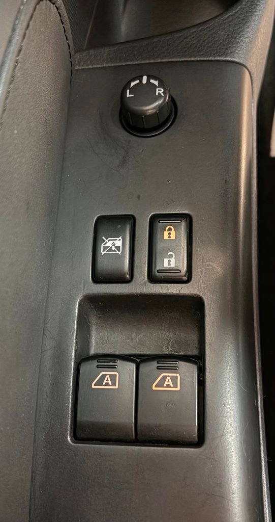 Used 2008 Nissan 350Z Touring w/ Cargo Convenience Pkg image 16