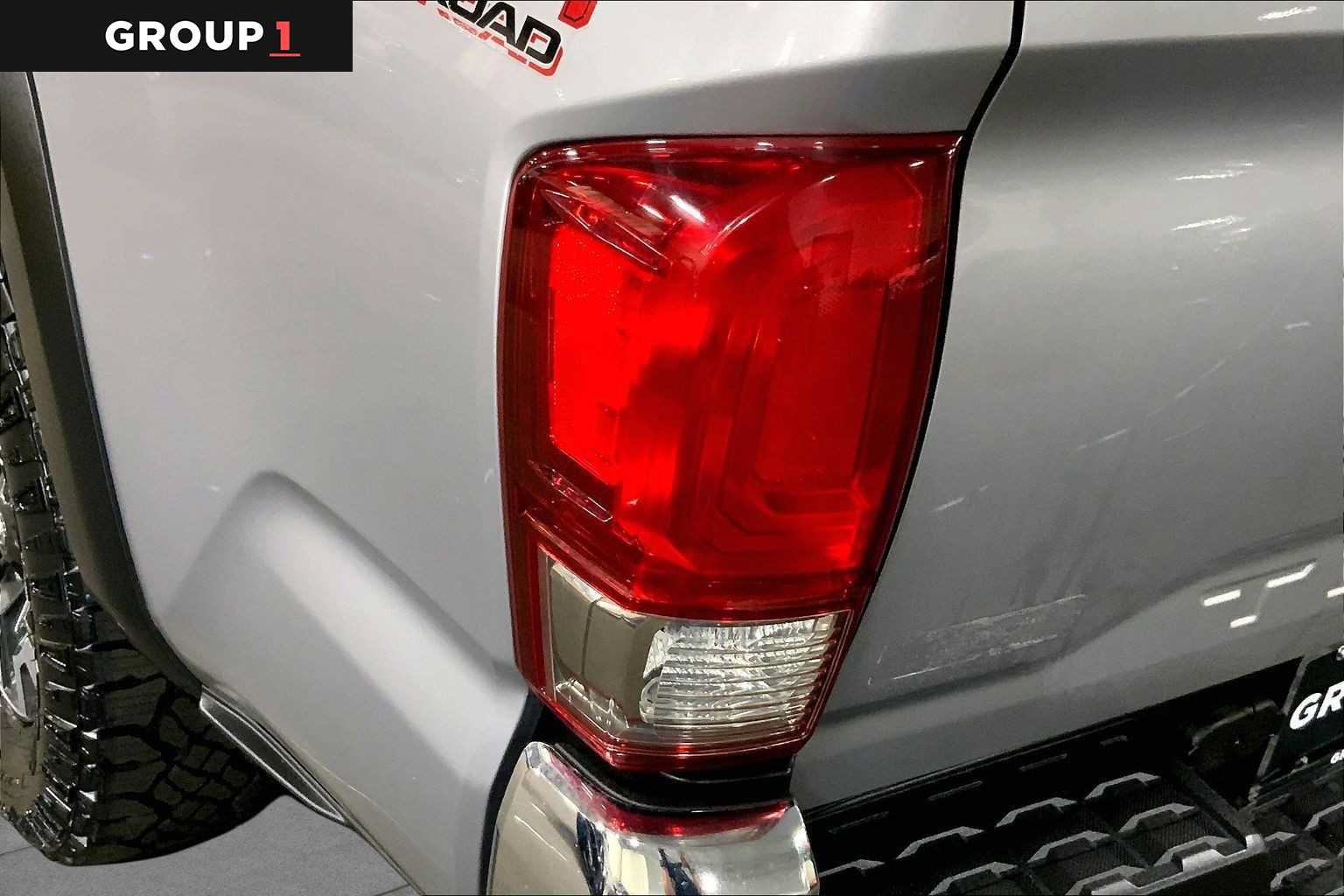 Certified 2017 Toyota Tacoma TRD Off-Road w/ Tow Package AWD/4WD image 28