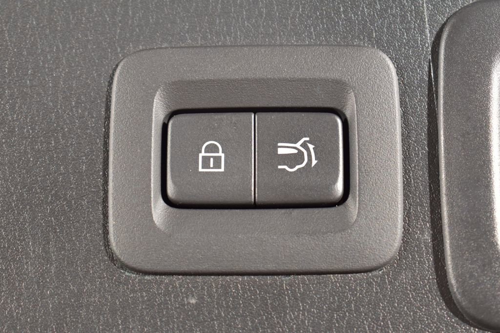 Used 2023 MAZDA CX-30 AWD 2.5 S w/ Premium Package image 6