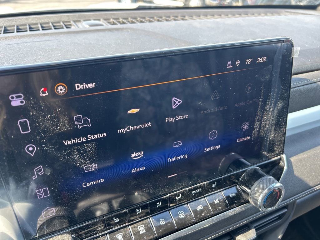 Used 2025 Chevrolet Colorado LT w/ LT Convenience Package image 16