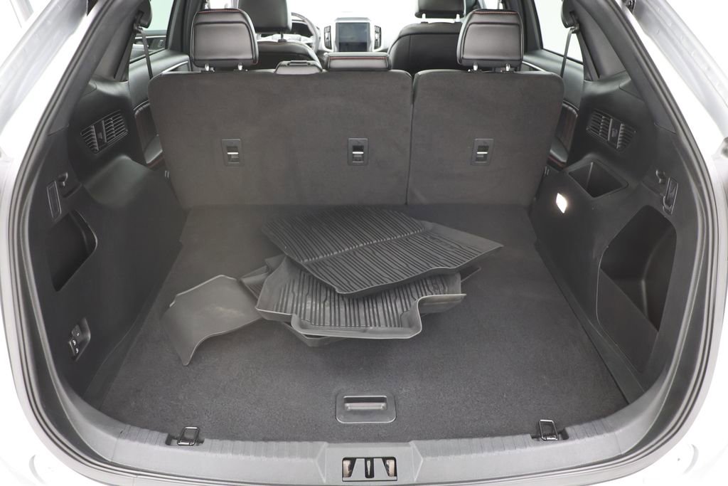 Used 2022 Ford Edge ST-Line AWD/4WD image 21