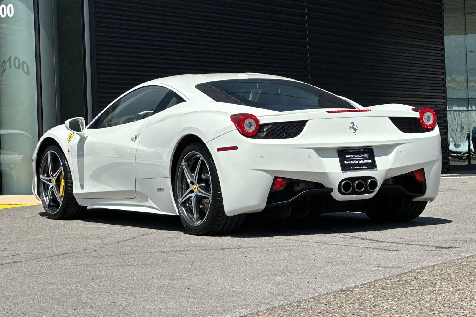 Used 2014 Ferrari 458 Italia Coupe RWD image 3