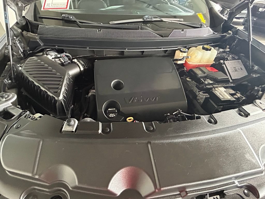 Used 2019 Chevrolet Traverse LT FWD image 32