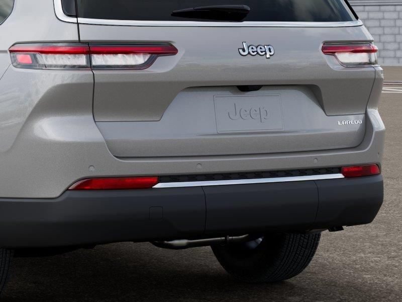 New 2026 Jeep Grand Cherokee L Laredo RWD image 13
