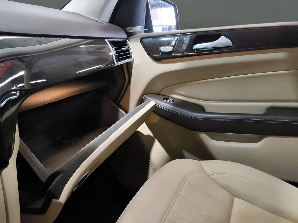 Used 2017 Mercedes-Benz GLE 350 4MATIC image 22