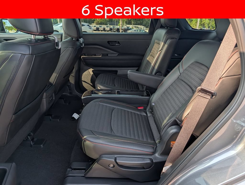 Used 2026 Nissan Pathfinder Rock Creek w/ Rock Creek Premium Package AWD/4WD image 13