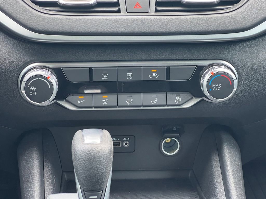 Certified 2025 Nissan Altima 2.5 S image 4