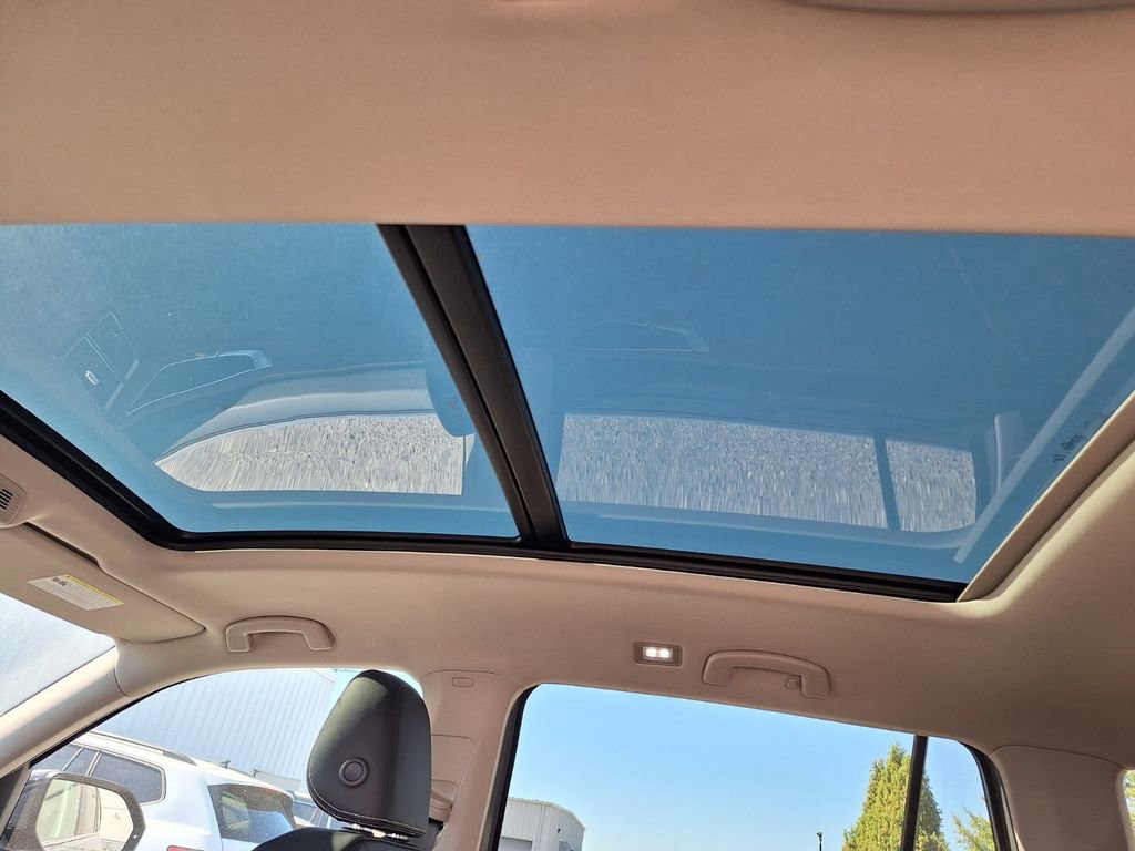 New 2026 Volkswagen Atlas SE image 10