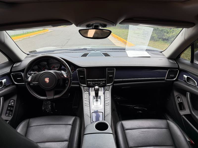 Used 2011 Porsche Panamera image 34
