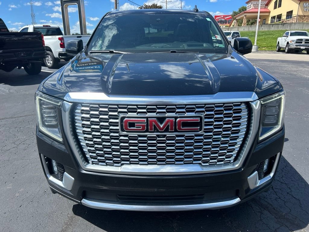 Used 2024 GMC Yukon Denali w/ Denali Reserve Package AWD/4WD image 2