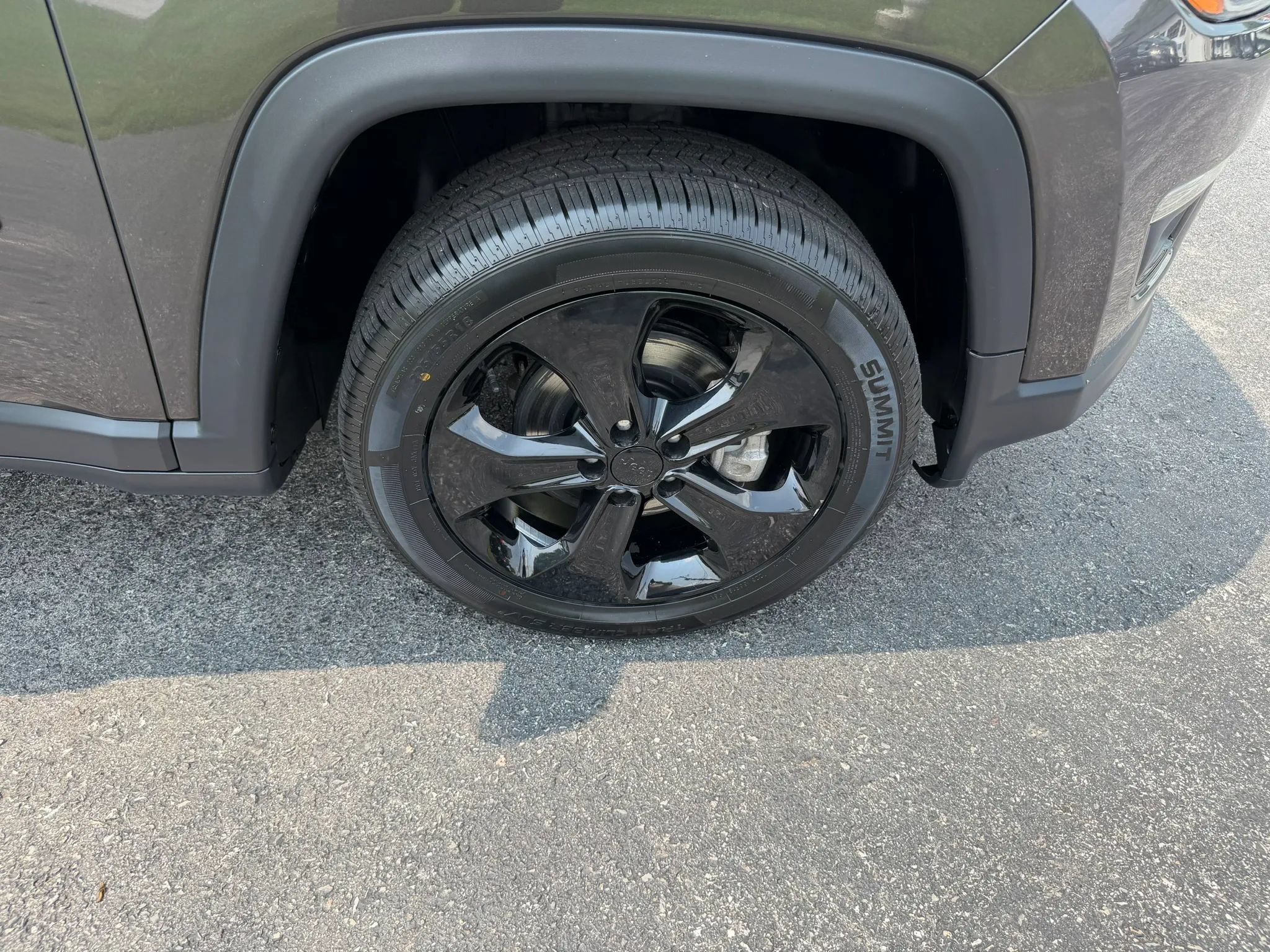 Used 2019 Jeep Compass Latitude AWD/4WD image 43