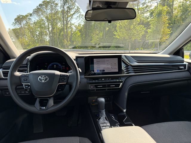 Used 2026 Toyota Camry LE FWD image 10
