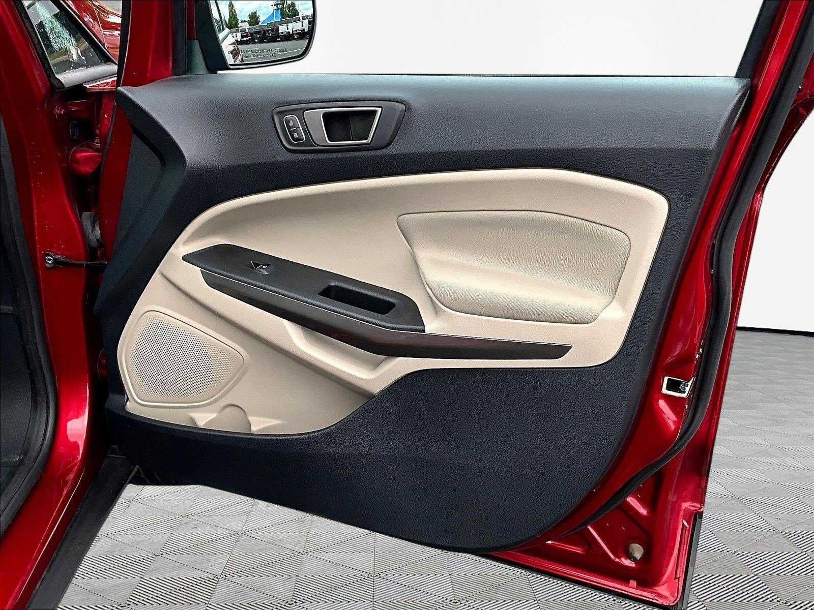 Used 2020 Ford EcoSport SE w/ SE Convenience Package FWD image 29