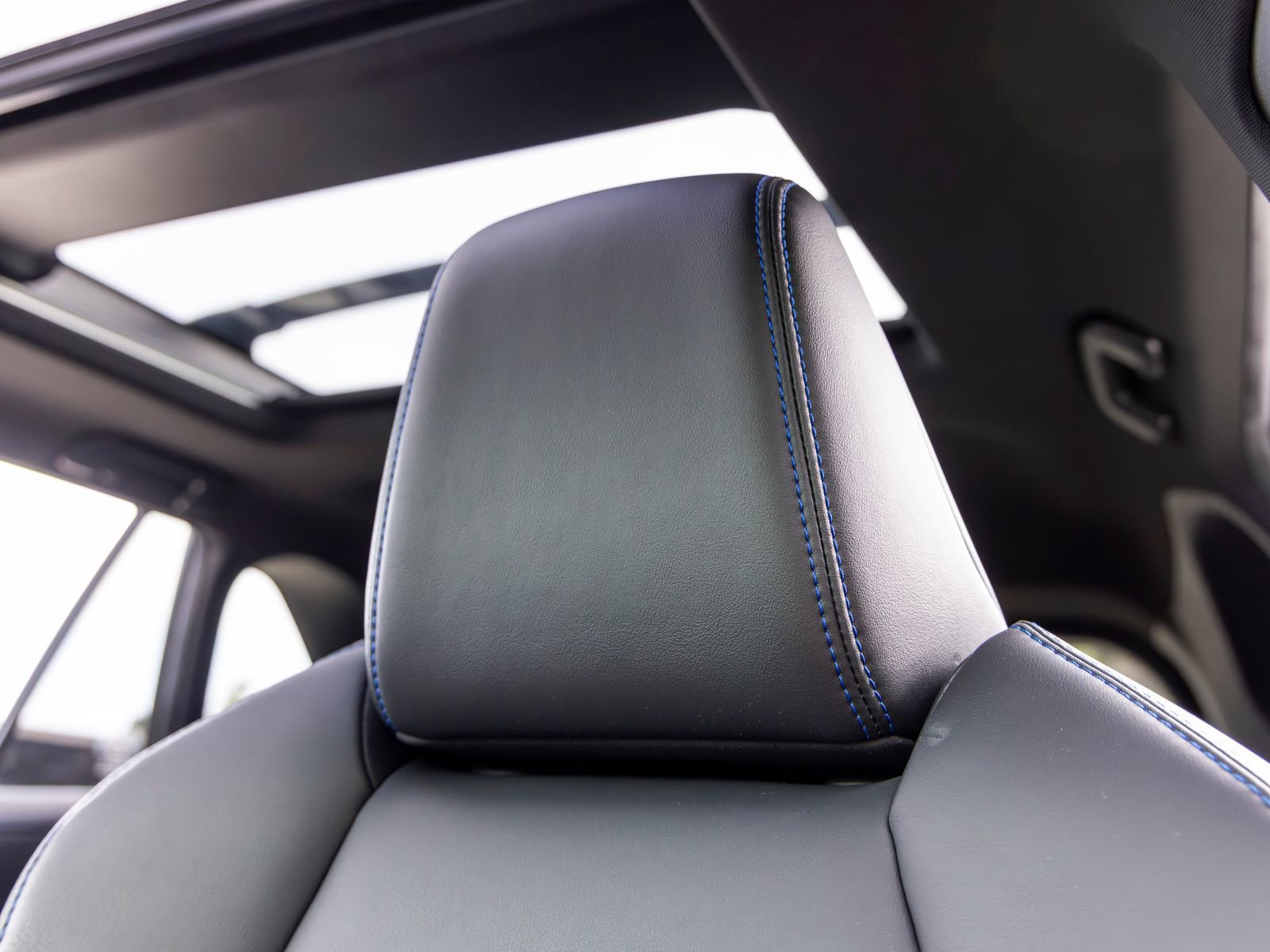 Used 2019 Toyota RAV4 XSE AWD/4WD image 33