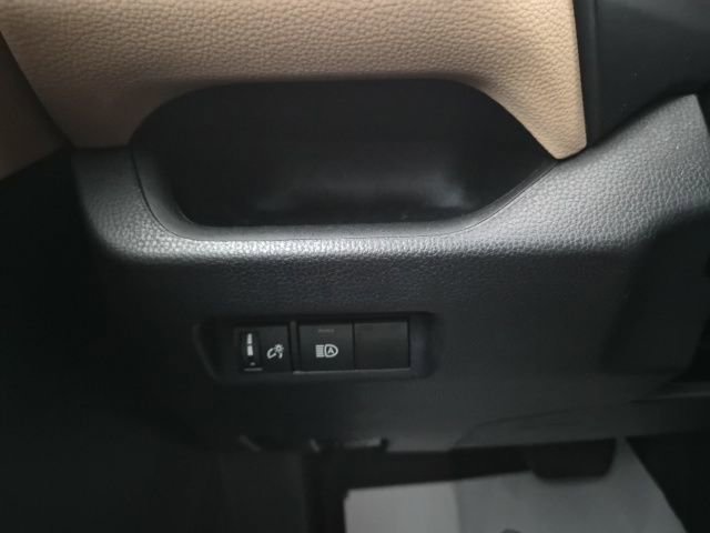 Used 2023 Toyota RAV4 LE image 15