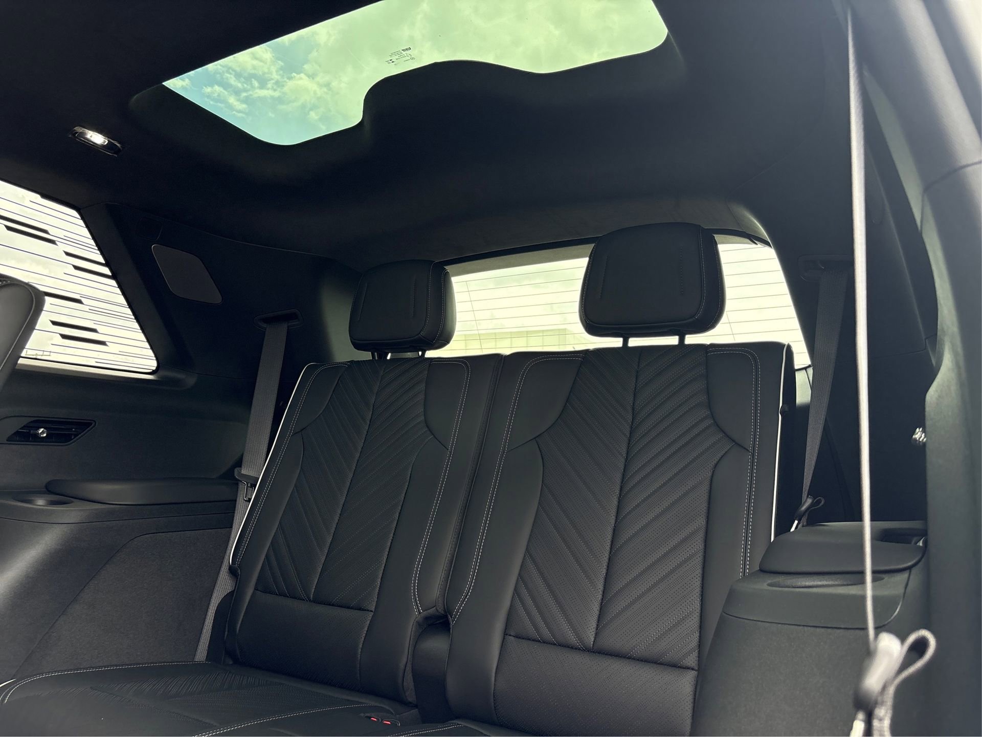 New 2026 Cadillac Vistiq Platinum image 12