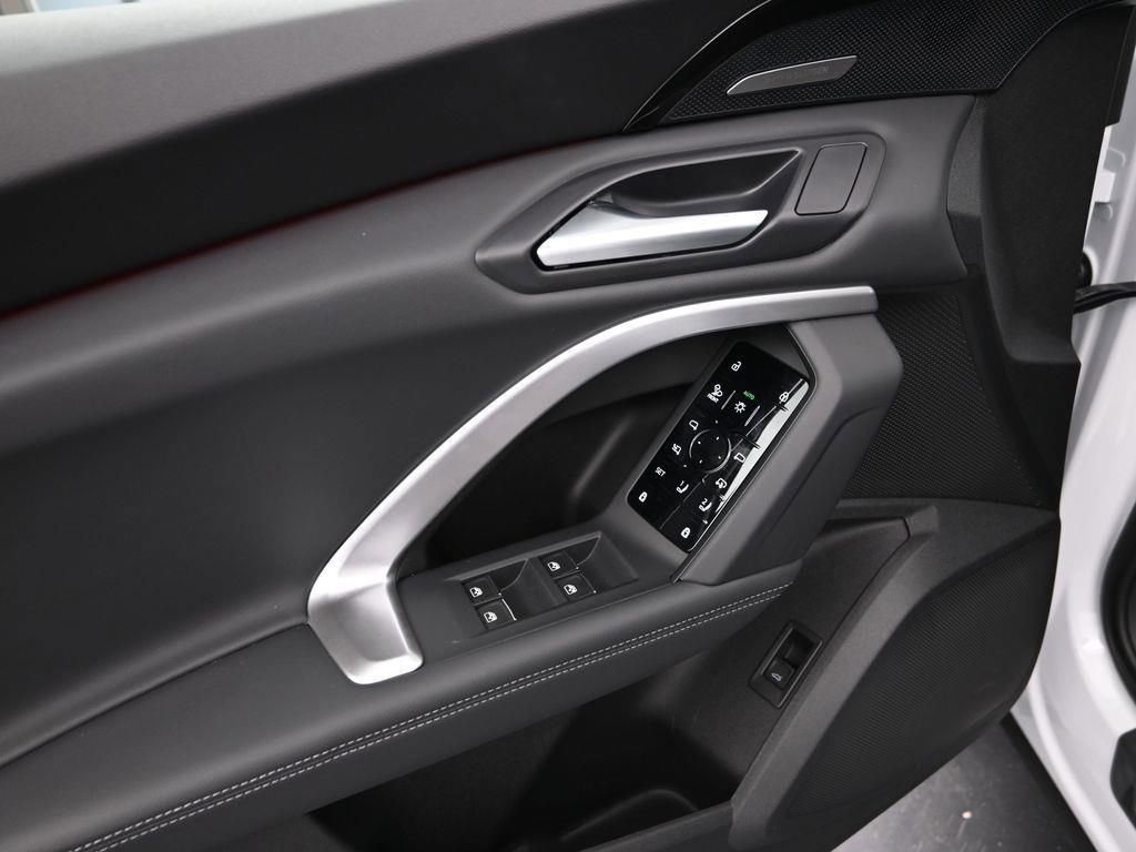 New 2025 Audi Q5 Premium Plus AWD/4WD image 12