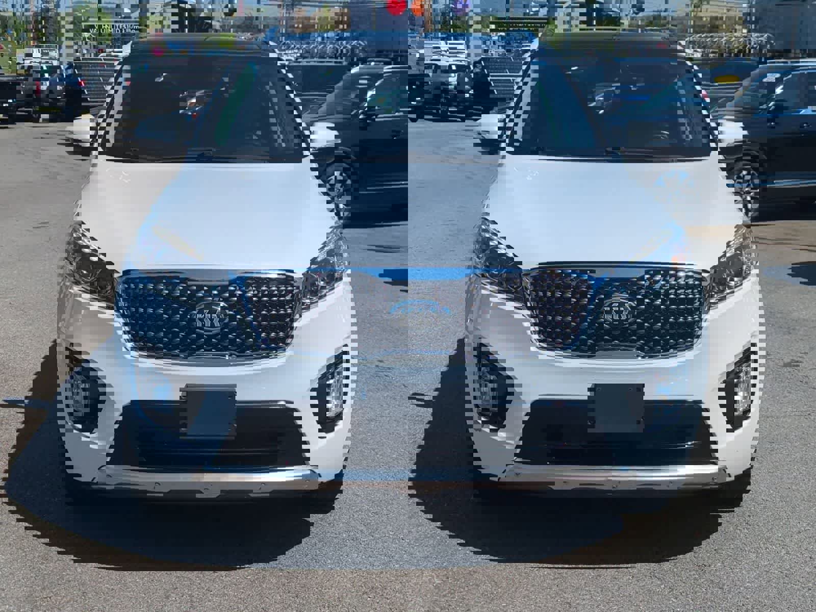 Used 2017 Kia Sorento SX image 3