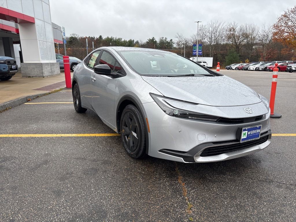 New 2026 Toyota Prius SE image 3