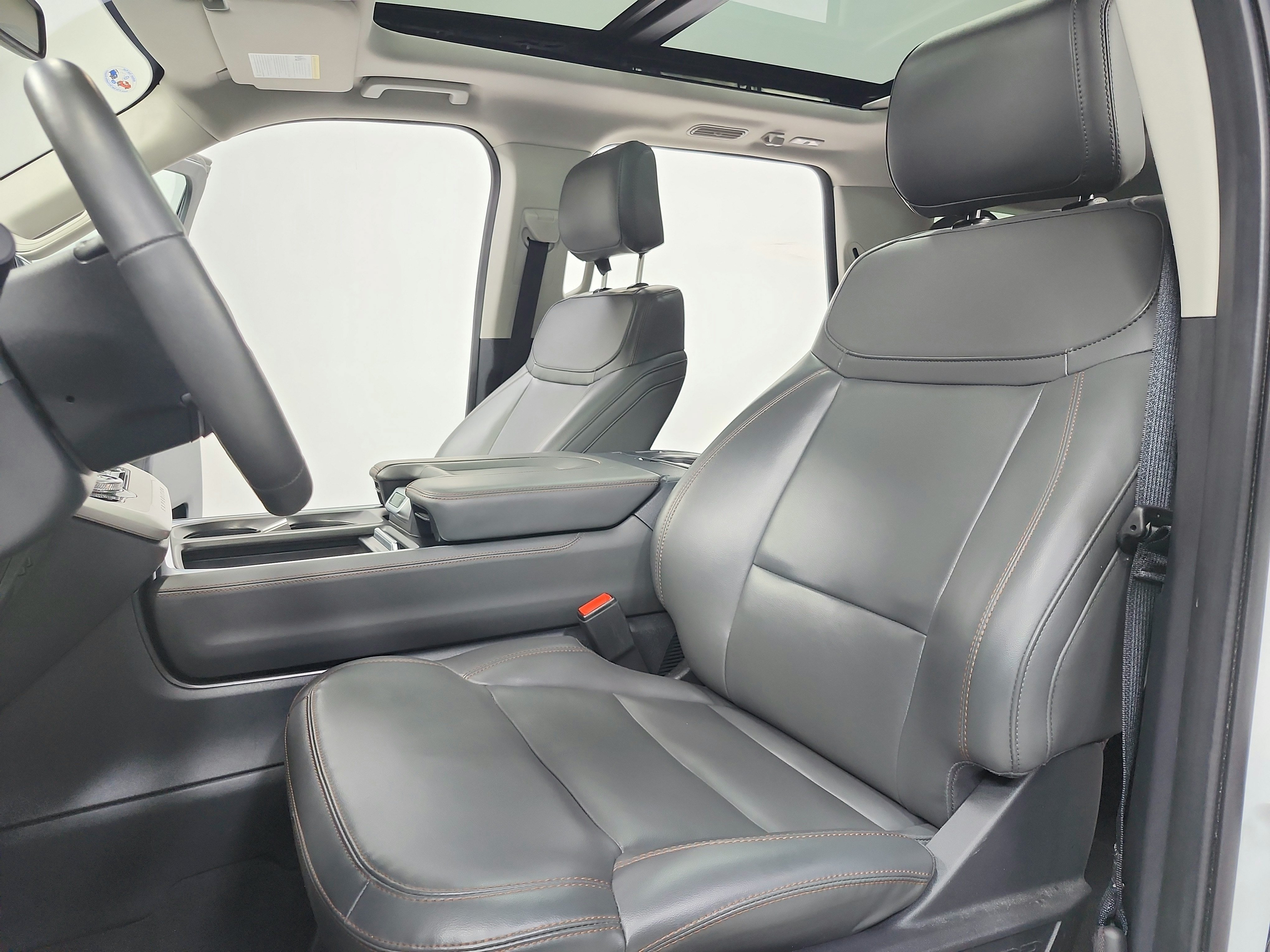 Used 2025 Ford Expedition Active AWD/4WD image 20