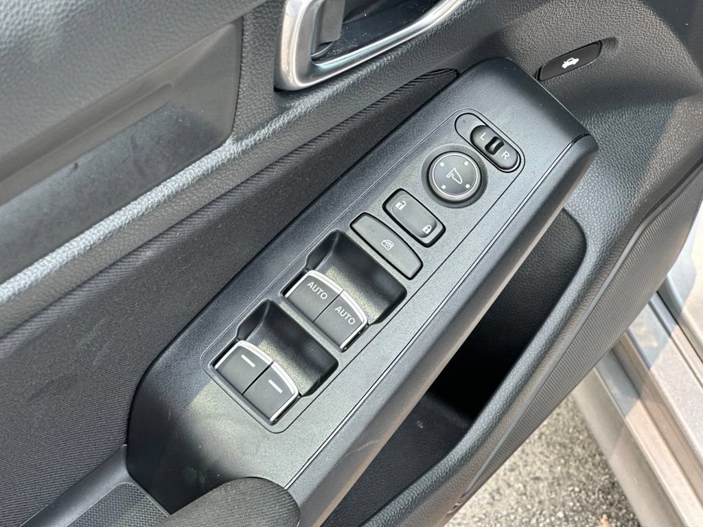 Used 2025 Honda Civic LX image 14