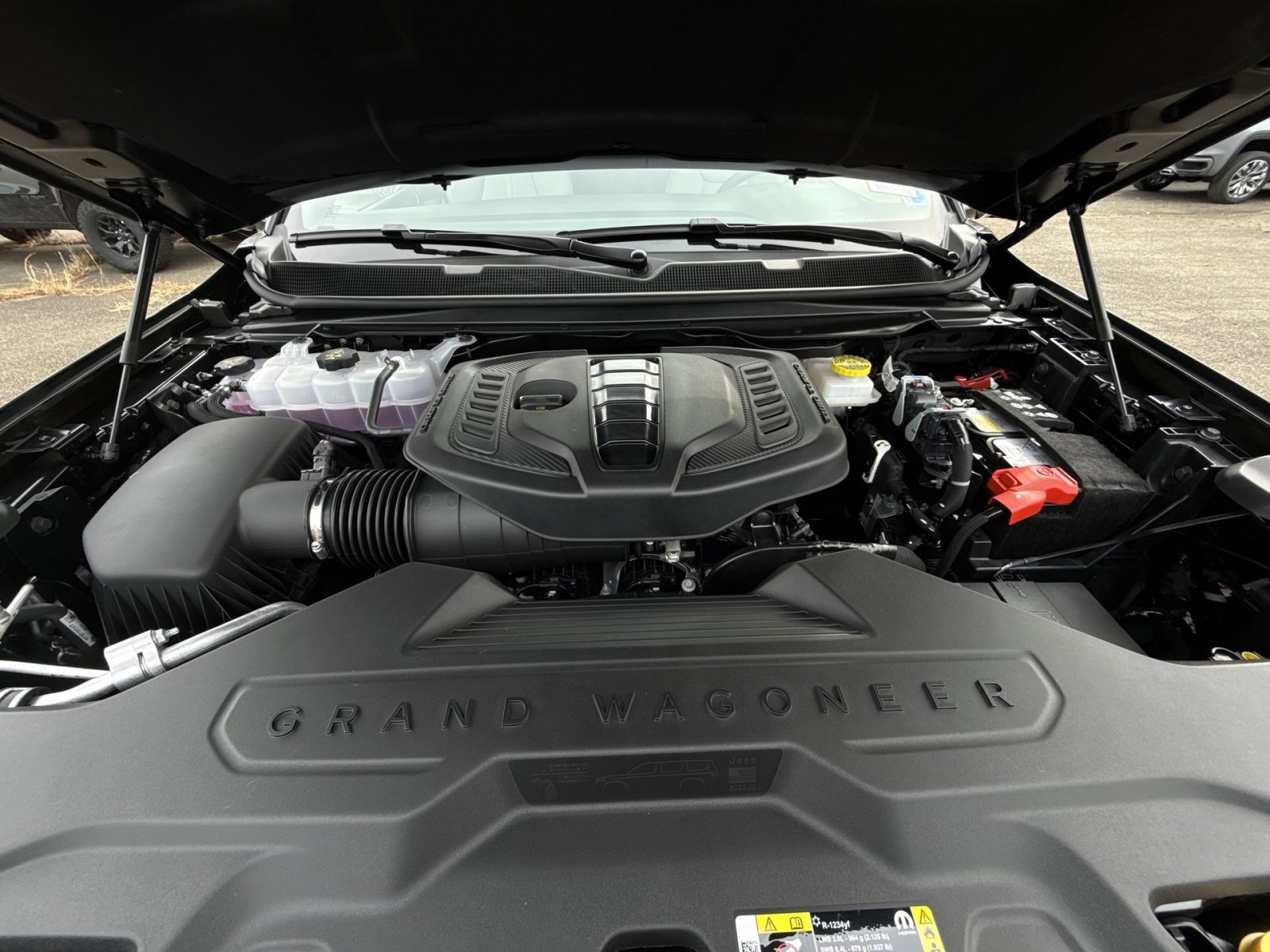 New 2026 Jeep Grand Wagoneer L 4WD w/ Premium Group I image 29