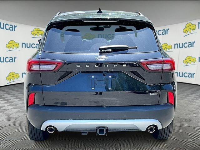 New 2025 Ford Escape SE w/ Class II Trailer Tow Package FWD image 5