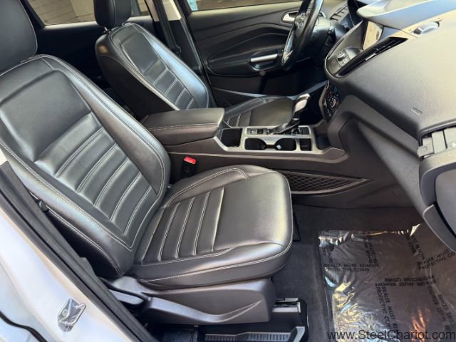 Used 2019 Ford Escape SEL image 17