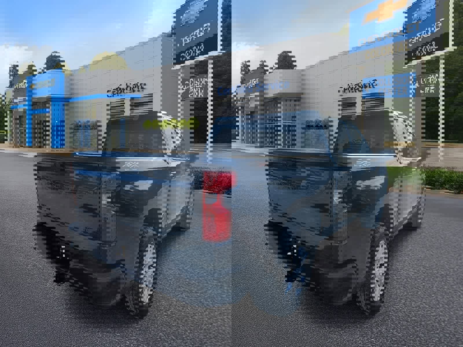 Used 2022 Chevrolet Silverado 1500 Custom w/ LPO, Dark Essentials Package image 5