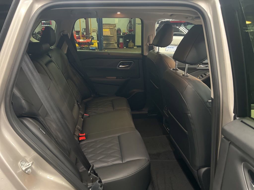 New 2026 Nissan Rogue Platinum w/ Platinum Premium Package image 41