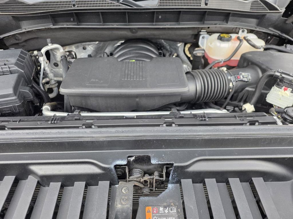 Used 2024 GMC Sierra 1500 AT4 w/ Technology Package image 16