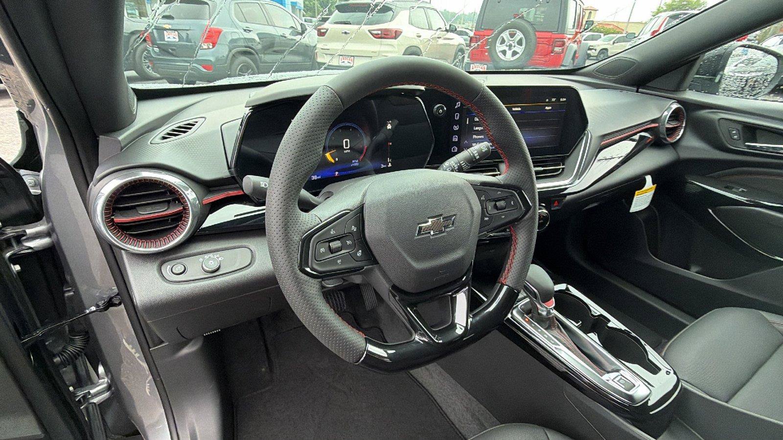 New 2026 Chevrolet Trax RS w/ Driver Confidence Package FWD image 3