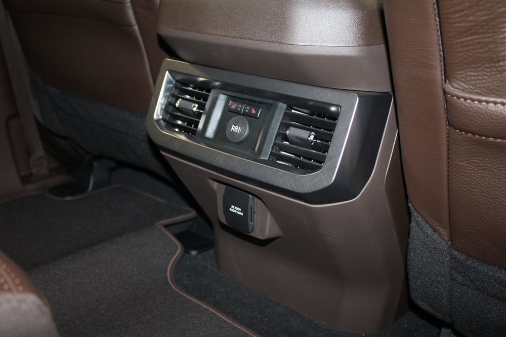 New 2026 Ford F250 King Ranch w/ FX4 Off-Road Package image 32