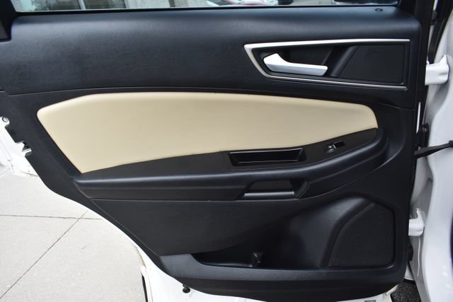 Used 2015 Ford Edge SEL w/ Equipment Group 201A AWD/4WD image 36