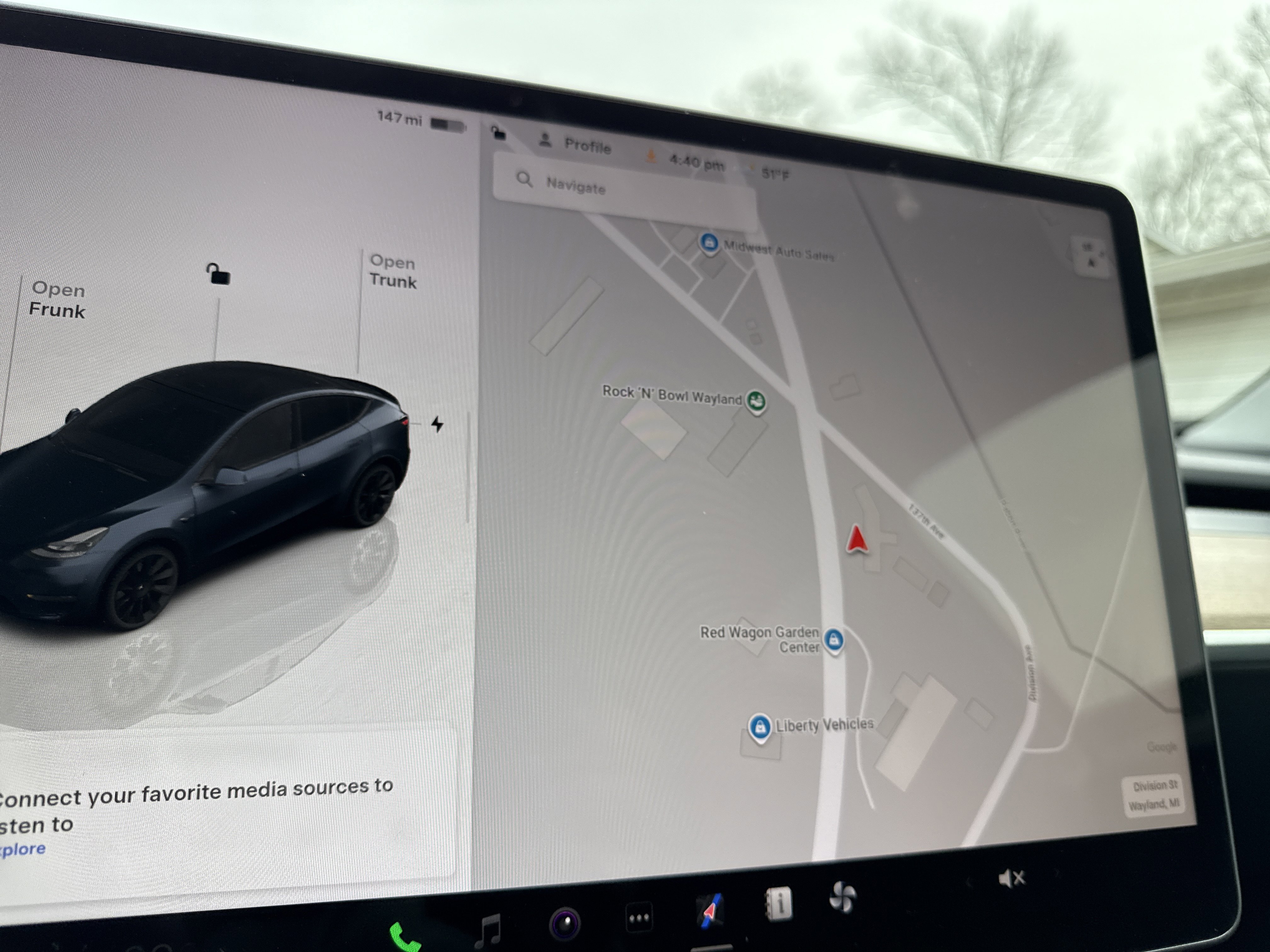 Used 2024 Tesla Model Y Long Range image 4