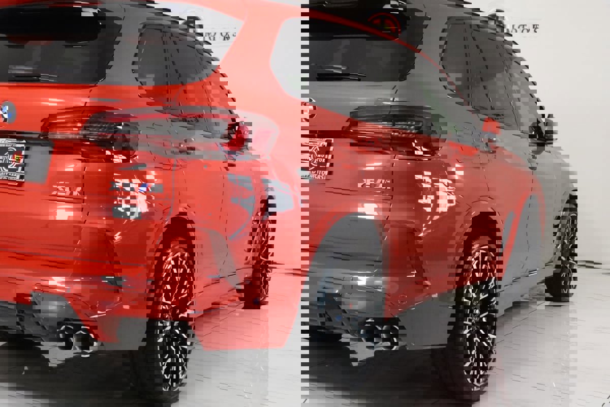 Used 2022 BMW X5 M w/ Executive Package image 40