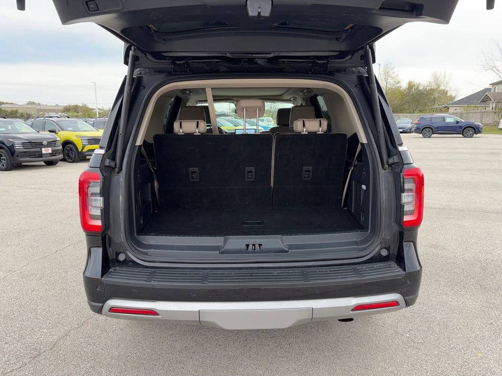 Used 2024 Ford Expedition Limited image 26