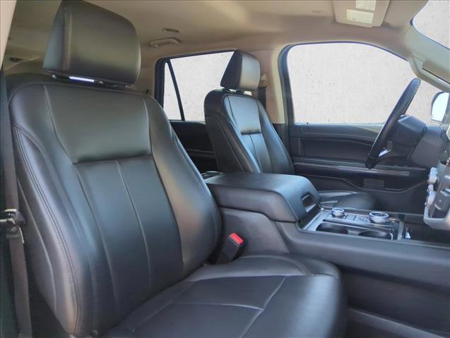 Used 2024 Ford Expedition Max XLT image 25
