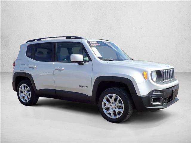 Used 2015 Jeep Renegade Latitude AWD/4WD image 6
