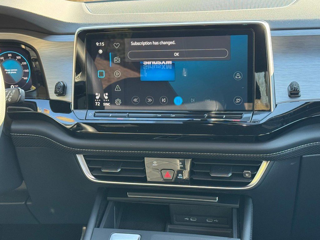 Used 2024 Volkswagen Atlas Cross Sport SE image 13