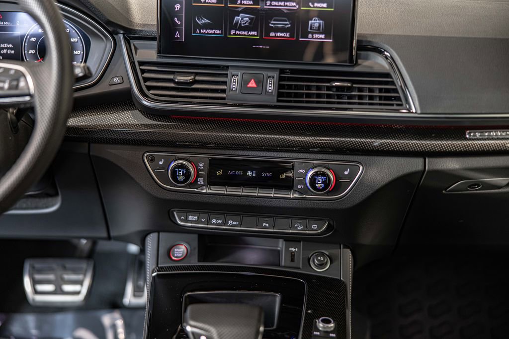 Used 2025 Audi SQ5 Premium Plus w/ Premium Plus Package image 40