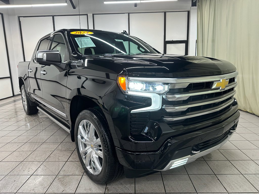 Certified 2024 Chevrolet Silverado 1500 High Country image 2