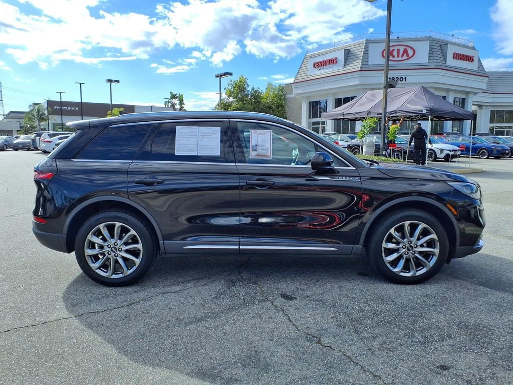 Used 2020 Lincoln Corsair FWD w/ Premium Package image 6