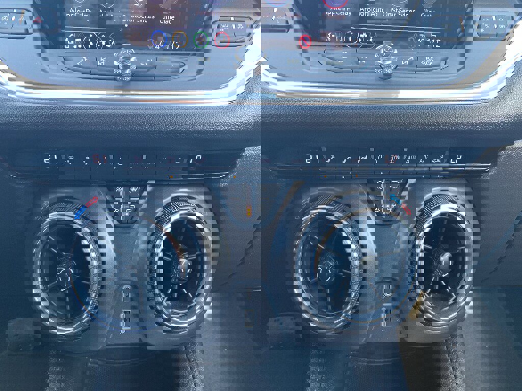 Used 2022 Chevrolet Blazer LT image 27