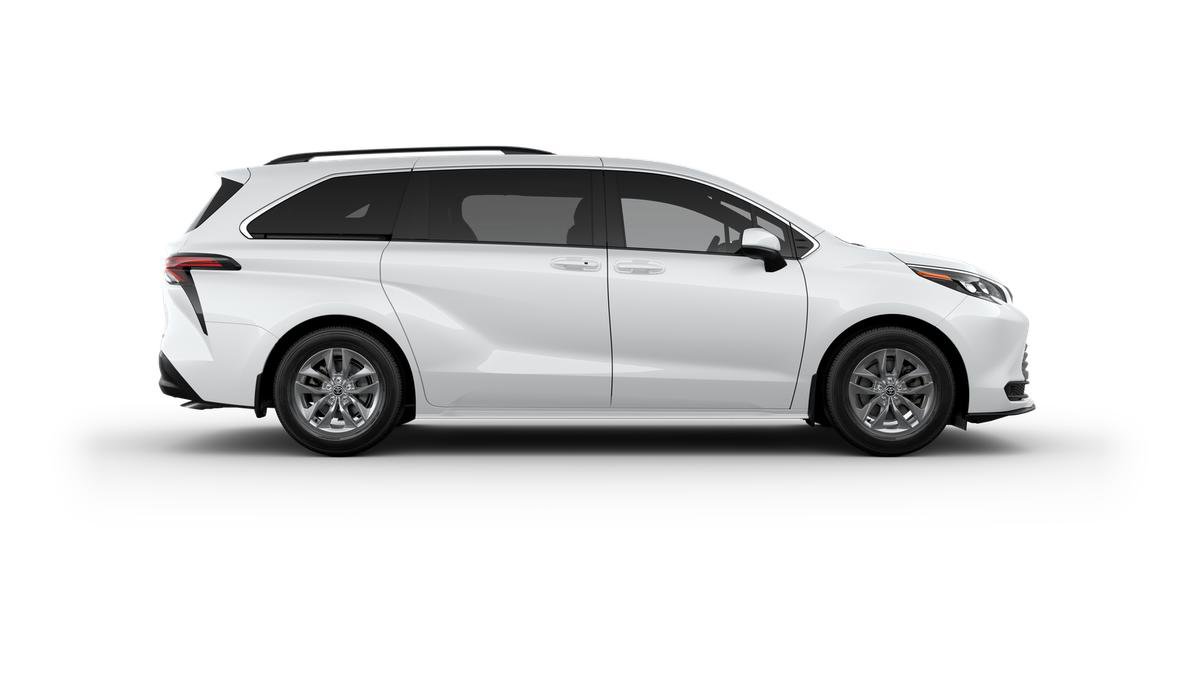New 2025 Toyota Sienna LE w/ LE Plus Package image 12