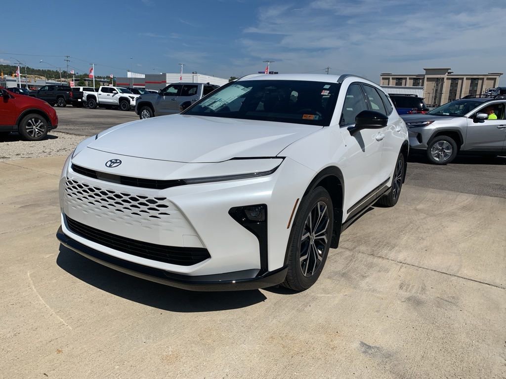 New 2025 Toyota Crown Signia image 7