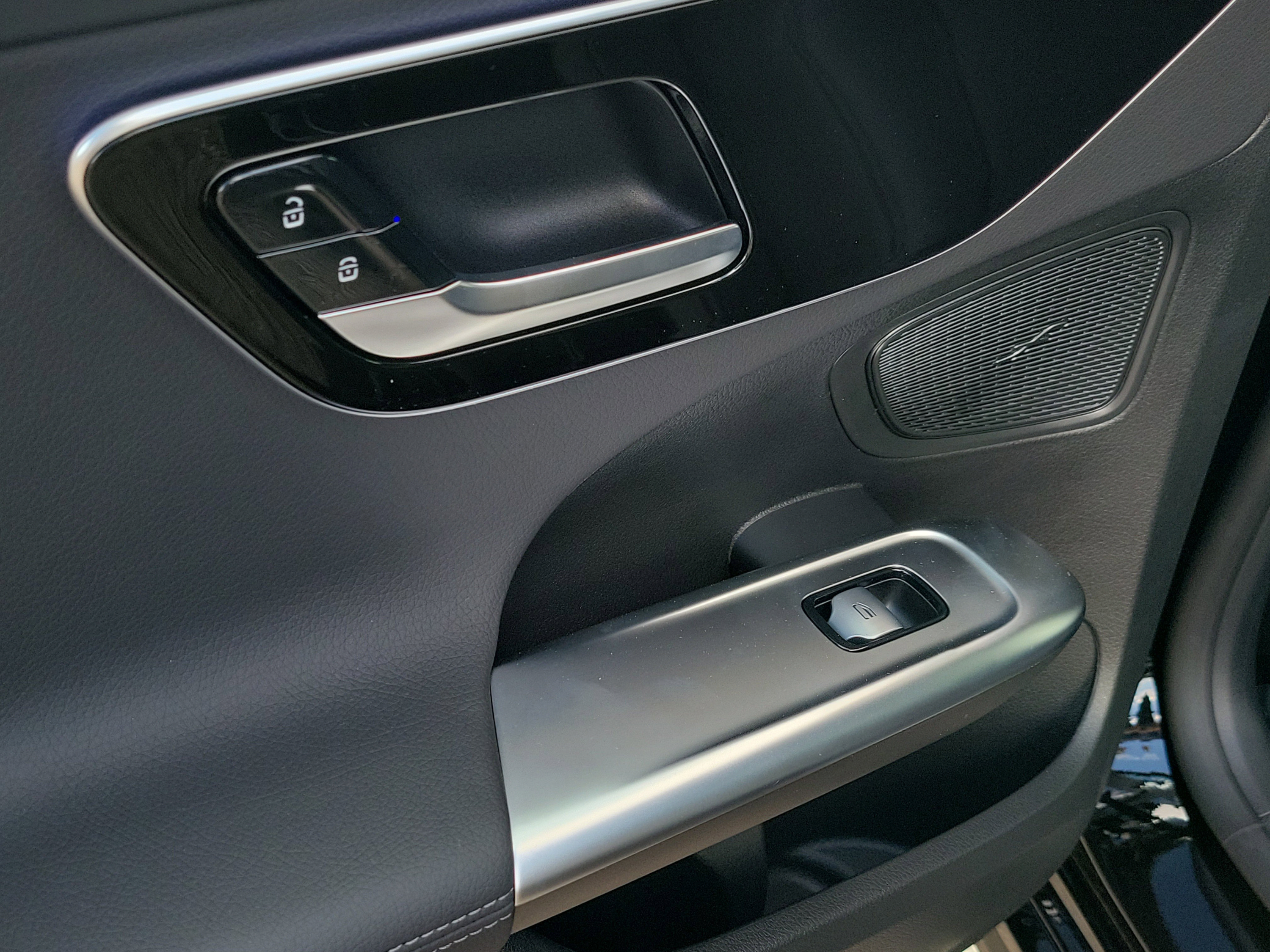 Certified 2026 Mercedes-Benz C 300 Sedan image 7